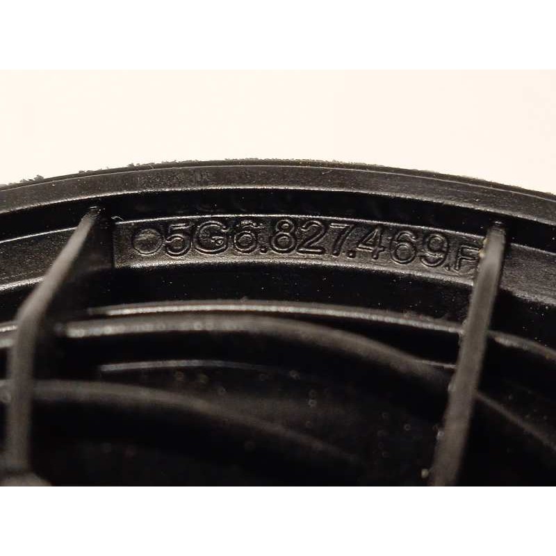 Recambio de maneta exterior porton para volkswagen polo 1.0 tsi referencia OEM IAM 2G6827469  5G6827469