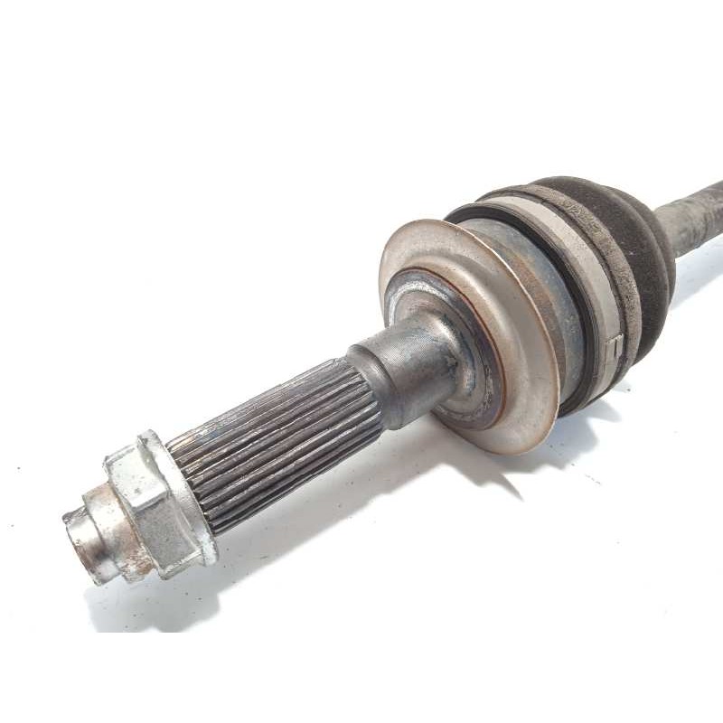 Recambio de transmision trasera derecha para subaru outback (b15) 2.0 diesel cat referencia OEM IAM 28421AL010  