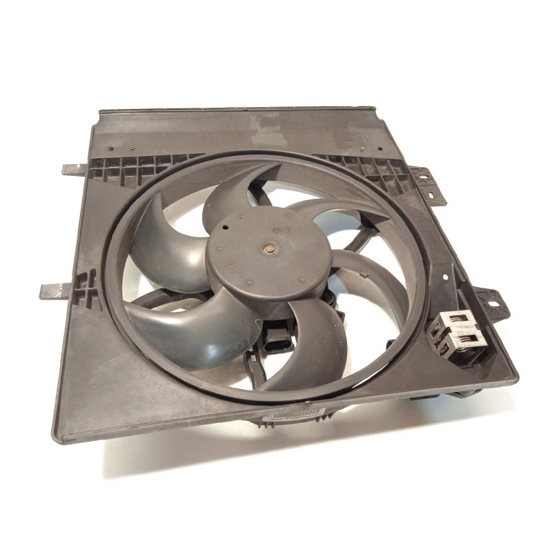 Recambio de electroventilador para peugeot 207 cc básico referencia OEM IAM 9653804080  9812028580