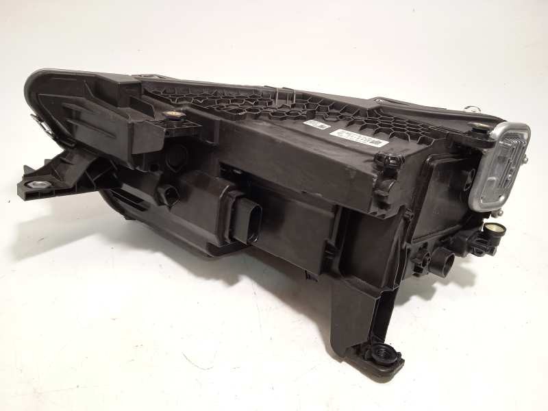 Recambio de faro derecho para ford tourneo connect referencia OEM IAM 2KF941036  