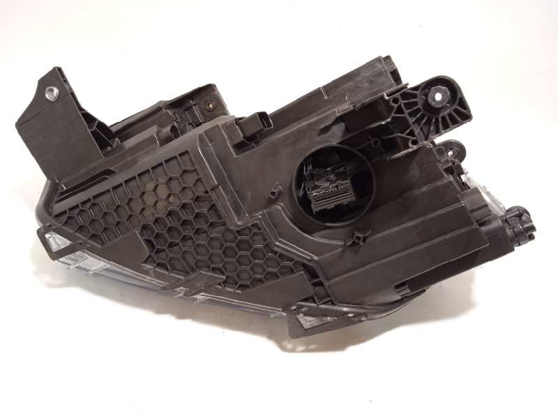 Recambio de faro derecho para ford tourneo connect referencia OEM IAM 2KF941036  