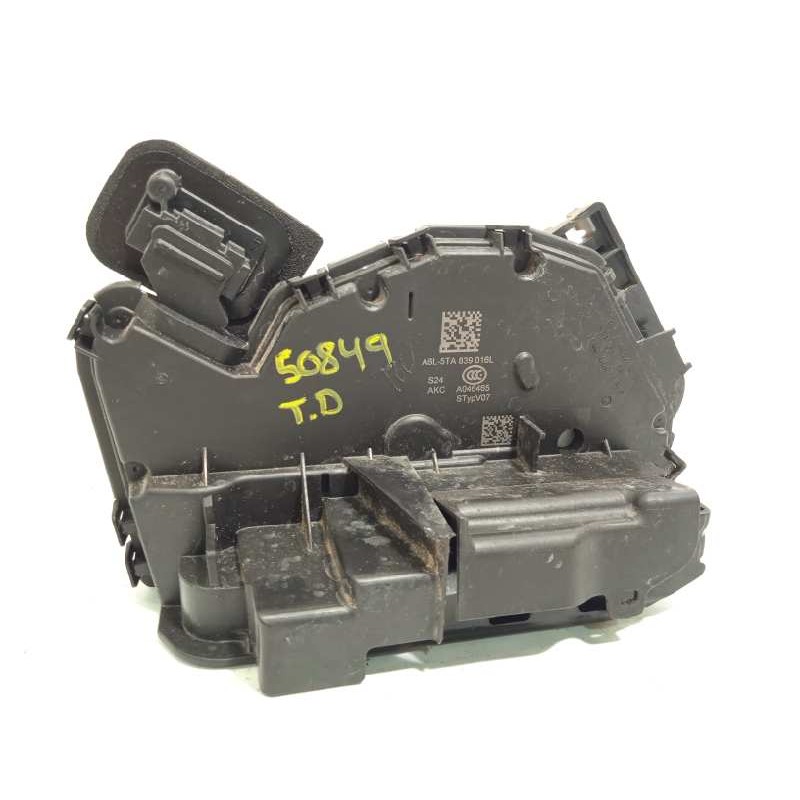 Recambio de cerradura puerta trasera derecha para skoda fabia combi 1.0 tsi referencia OEM IAM 5TA839016L  
