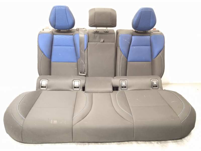 Recambio de asientos traseros para lynk&co lynk & co 01 1.5 phev referencia OEM IAM 8890591960 8892241262 8892241208