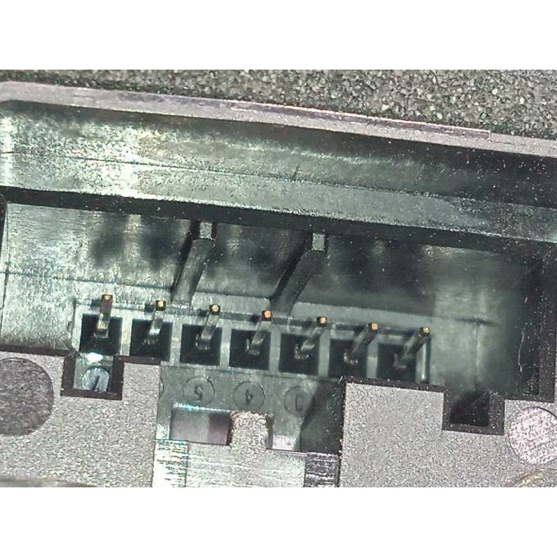 Recambio de cerradura puerta trasera izquierda para skoda fabia combi 1.0 tsi referencia OEM IAM 5TA839015L  