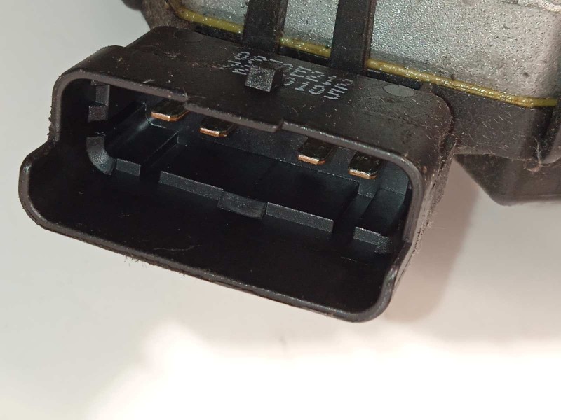 Recambio de motor limpia delantero para peugeot 207 cc básico referencia OEM IAM 0390241970  