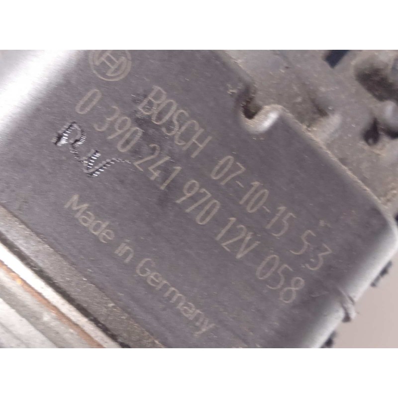 Recambio de motor limpia delantero para peugeot 207 cc básico referencia OEM IAM 0390241970  