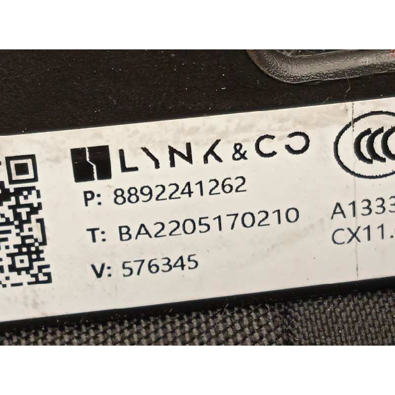 Recambio de asientos traseros para lynk&co lynk & co 01 1.5 phev referencia OEM IAM 8890591960 8892241262 8892241208