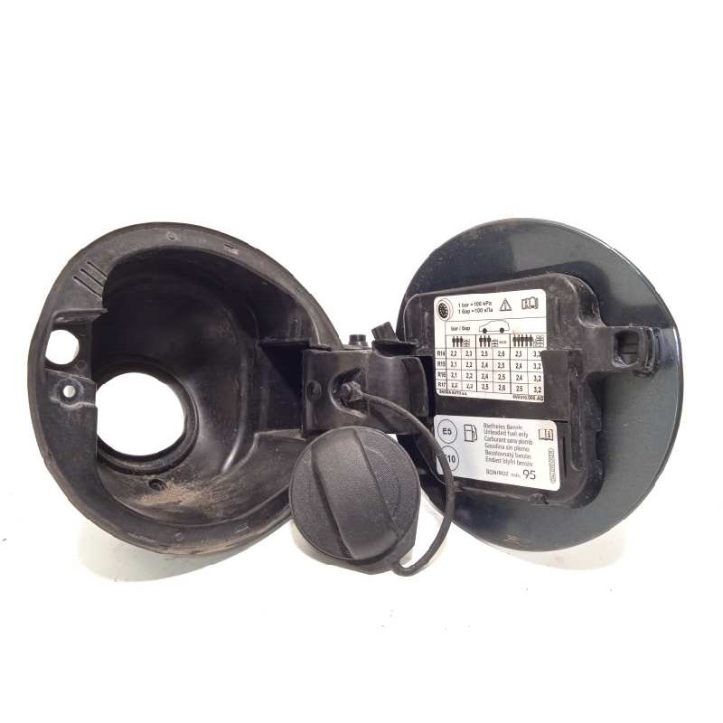 Recambio de tapa exterior combustible para skoda fabia combi 1.0 tsi referencia OEM IAM 6V9809999B  