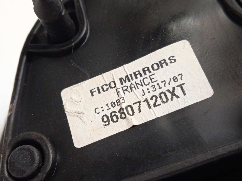 Recambio de retrovisor derecho para peugeot 207 cc básico referencia OEM IAM 96807120XT  8153AV