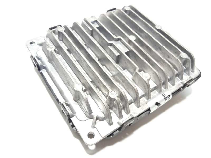 Recambio de centralita faros xenon para lynk&co lynk & co 01 1.5 phev referencia OEM IAM 889631744  