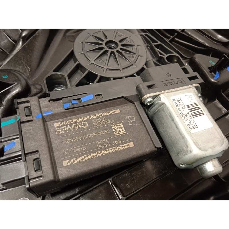 Recambio de elevalunas trasero derecho para lynk&co lynk & co 01 1.5 phev referencia OEM IAM 8891895914  