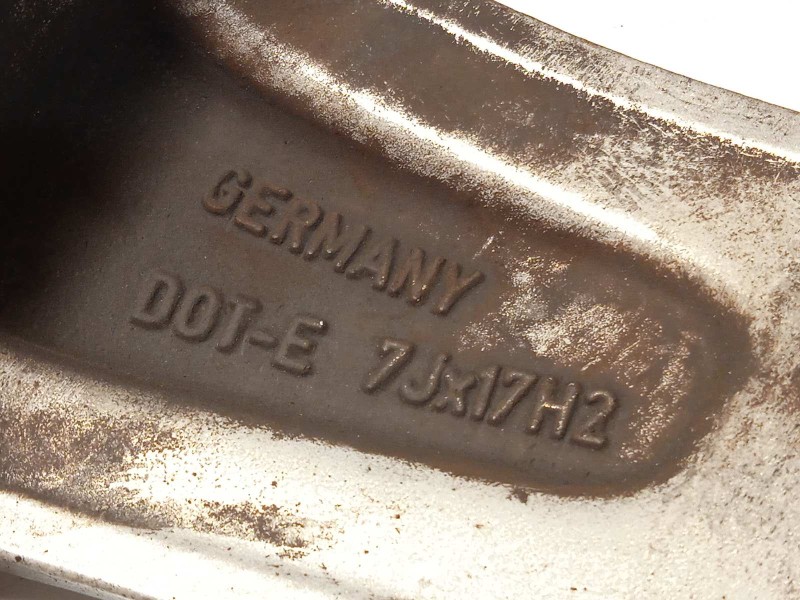 Recambio de llanta para volvo s60 lim. 2.0 diesel cat referencia OEM IAM 31200602  