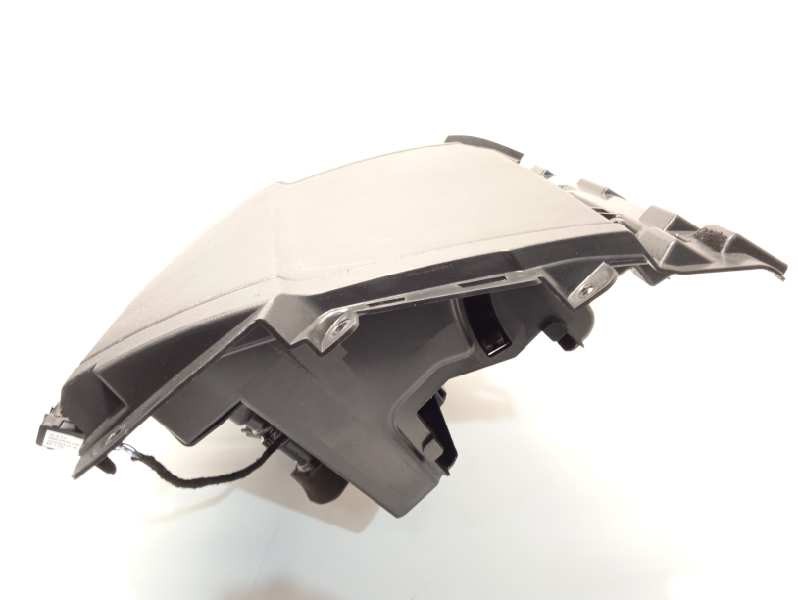 Recambio de guantera para lynk&co lynk & co 01 1.5 phev referencia OEM IAM 8889771952  