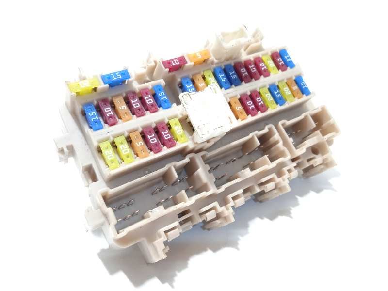 Recambio de caja reles / fusibles para nissan x-trail (t32) n-connecta referencia OEM IAM 4CL0B  243504CL0B