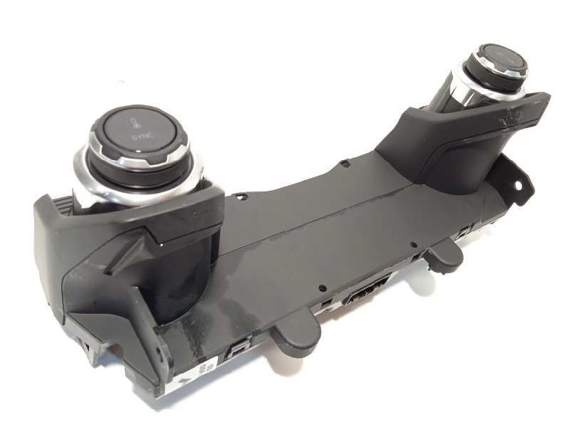 Recambio de mando climatizador para lynk&co lynk & co 01 1.5 phev referencia OEM IAM 8893304828  