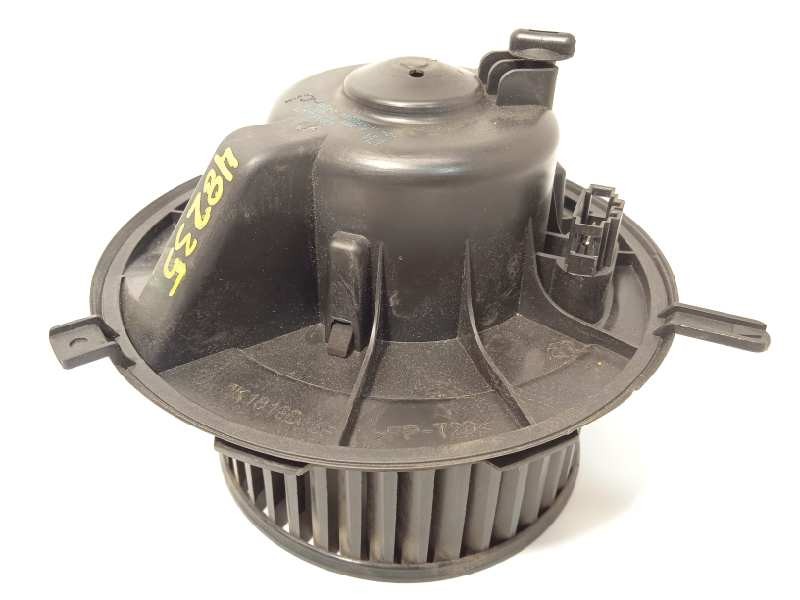 Recambio de motor calefaccion para volkswagen caddy furgón/kombi 2.0 tdi referencia OEM IAM 1K1819015F  