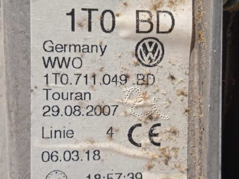 Recambio de palanca cambio para volkswagen caddy furgón/kombi 2.0 tdi referencia OEM IAM 1T0711049BD  1K0711050A