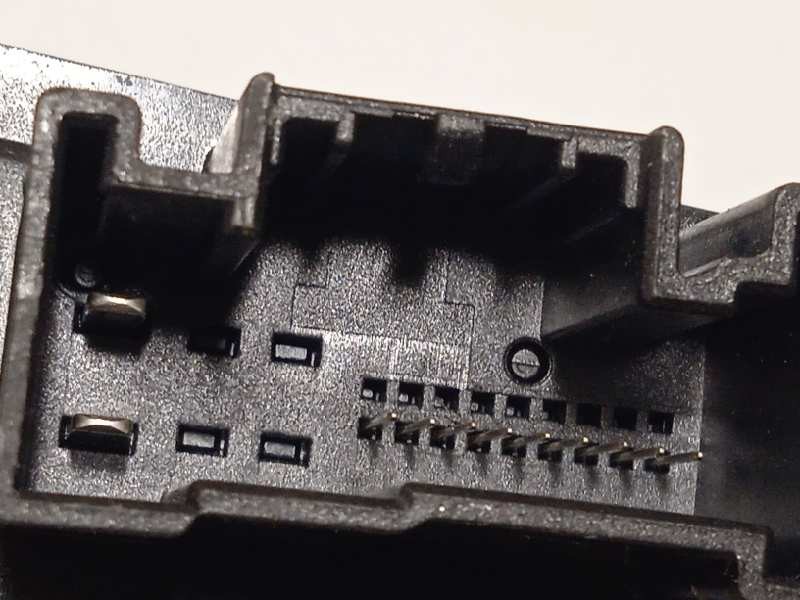 Recambio de elevalunas delantero izquierdo para seat ibiza (kj1) reference referencia OEM IAM 6F0837461A  2Q1959881