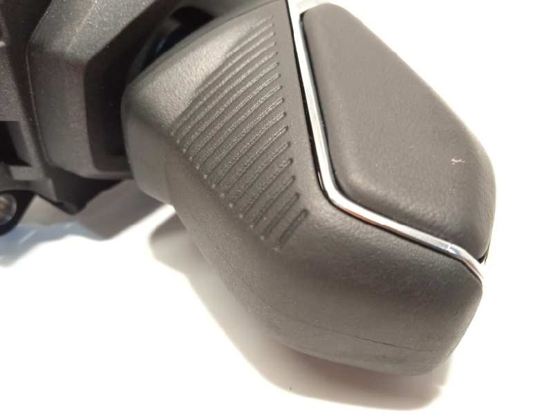 Recambio de palanca cambio para lynk&co lynk & co 01 1.5 phev referencia OEM IAM 8890977823  