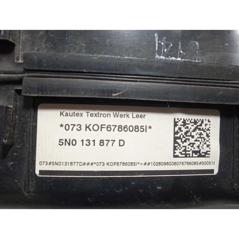 Recambio de deposito aditivo fap adblue para audi q3 (8ug) sport edition referencia OEM IAM 5N0131877D  5Q0131969C