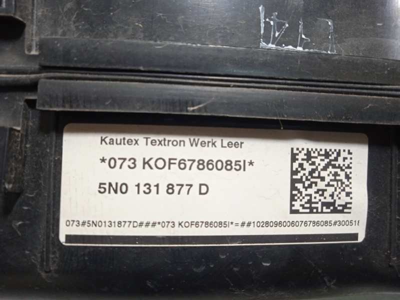 Recambio de deposito aditivo fap adblue para audi q3 (8ug) sport edition referencia OEM IAM 5N0131877D  5Q0131969C