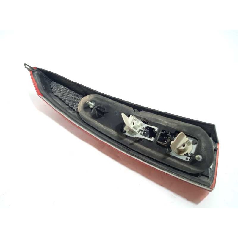 Recambio de piloto trasero derecho para volvo v70 familiar 2.4 diesel referencia OEM IAM 9154494ECE  9154494