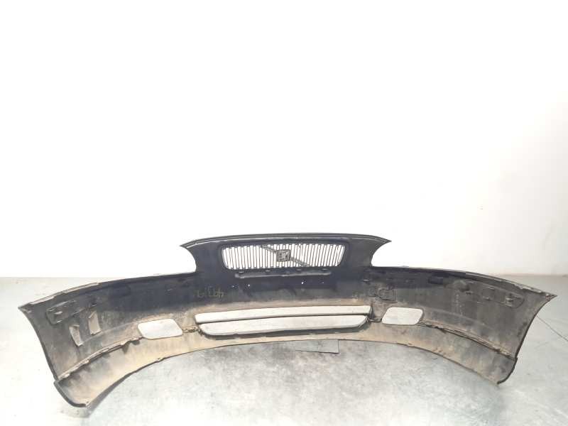 Recambio de paragolpes delantero para volvo v70 familiar 2.4 diesel referencia OEM IAM 39998867  