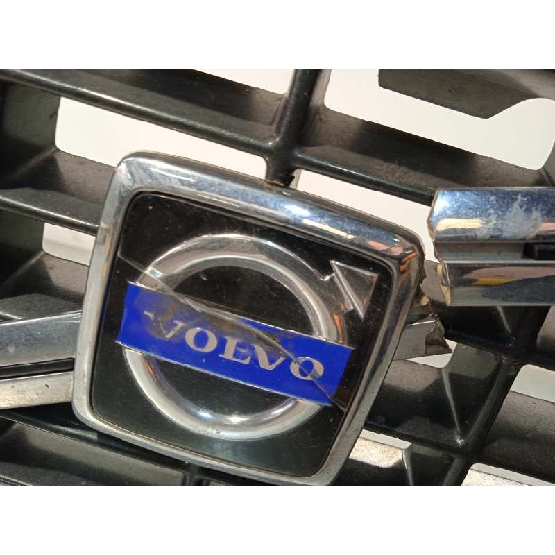 Recambio de paragolpes delantero para volvo s60 berlina 2.4 d referencia OEM IAM 39961297  