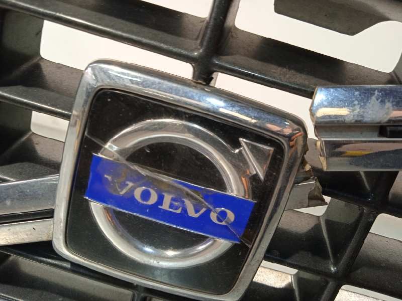 Recambio de paragolpes delantero para volvo s60 berlina 2.4 d referencia OEM IAM 39961297  