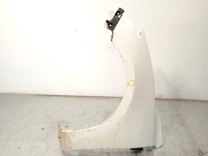 Recambio de aleta delantera izquierda para mazda 3 lim. () 2.2 turbodiesel cat referencia OEM IAM B45A52211B  