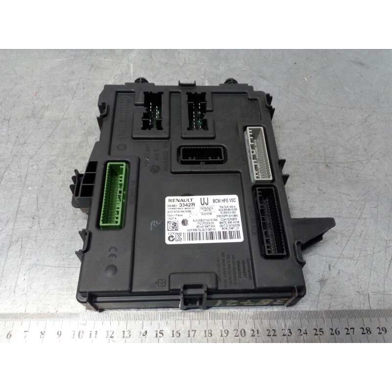 Recambio de caja reles / fusibles para renault kadjar limited referencia OEM IAM 284B13342R  A2C9791480300