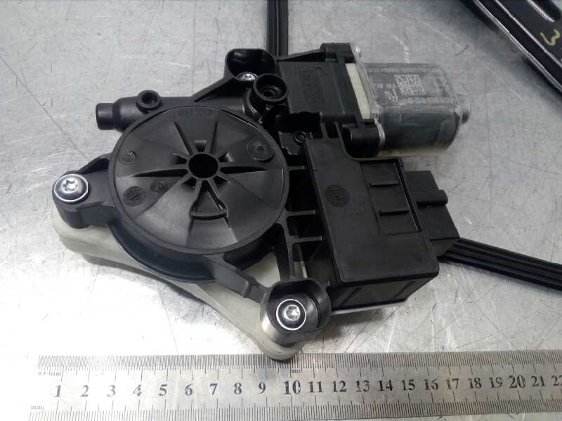 Recambio de elevalunas trasero derecho para seat arona fr referencia OEM IAM 6F0839462A  5Q0959812D