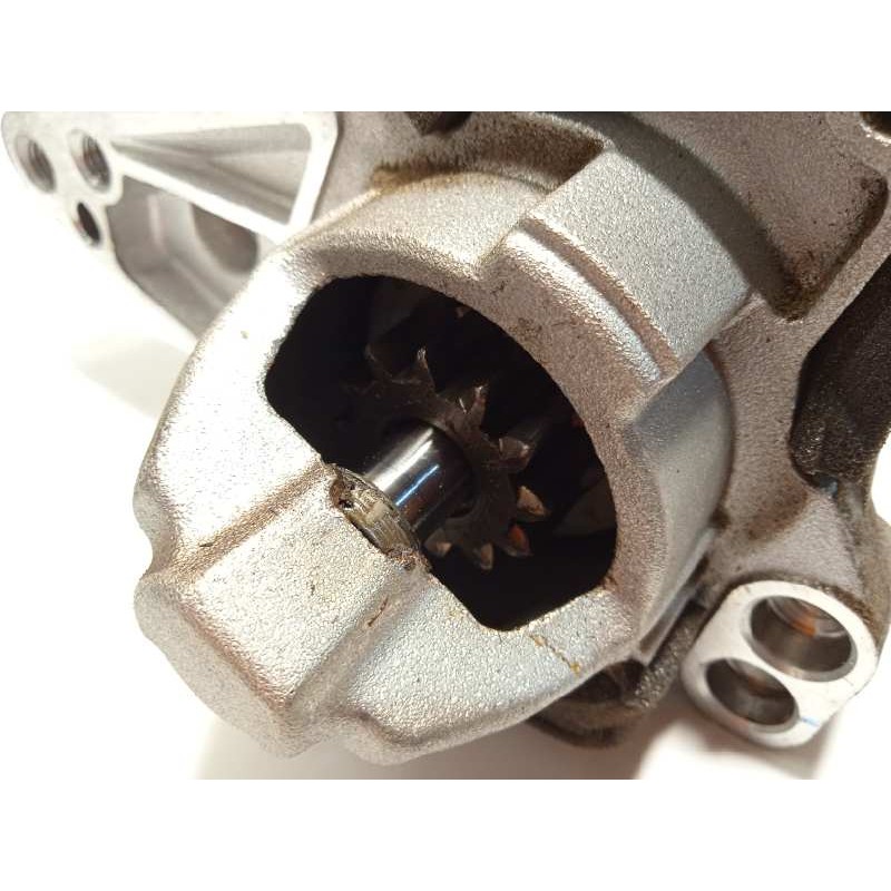Recambio de motor arranque para renault kadjar 1.3 tce referencia OEM IAM 233006662R  M000TD2571