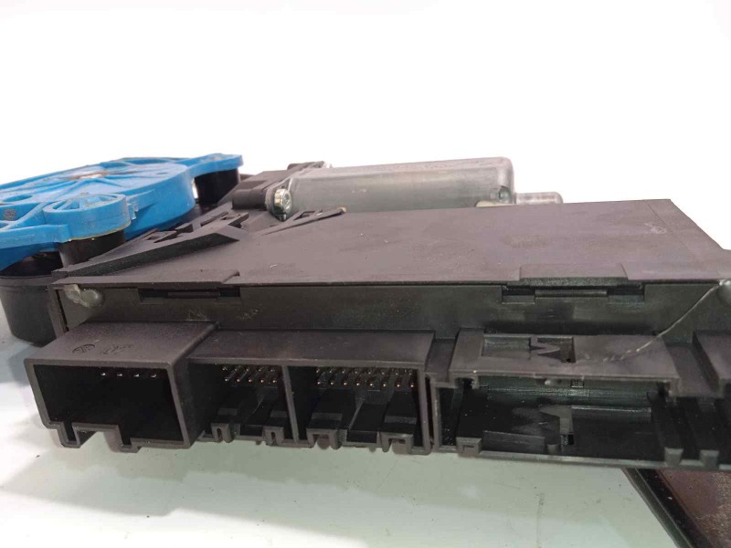 Recambio de elevalunas trasero izquierdo para volkswagen touareg (7la) tdi r5 referencia OEM IAM 7L0839461 7L0959795A 7L0959703C