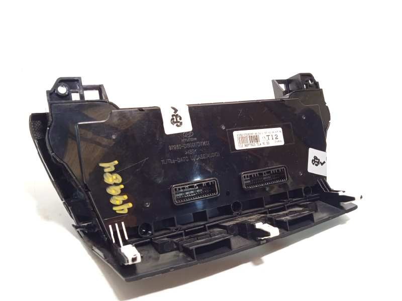 Recambio de mando climatizador para hyundai tucson 2.0 crdi cat referencia OEM IAM 97250D7230TRY  