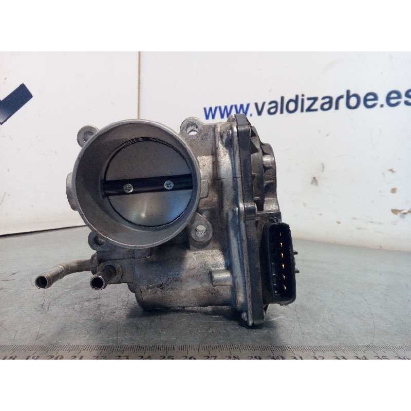 Recambio de caja mariposa para toyota rav 4 referencia OEM IAM 2203036020  