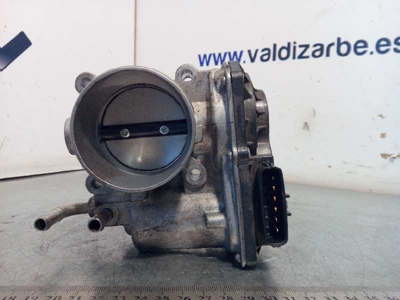 Recambio de caja mariposa para toyota rav 4 referencia OEM IAM 2203036020  