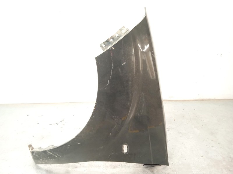 ALETA DELANTERA IZQUIERDA 7840V9 