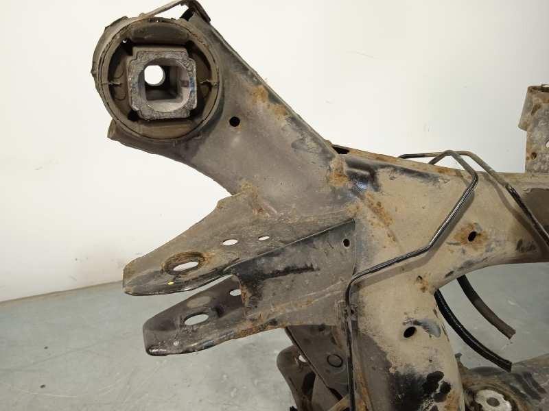 Recambio de puente trasero para bmw x5 (e70) xdrive30d referencia OEM IAM 33316863815  