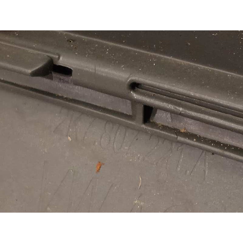 Recambio de paragolpes delantero para volkswagen caddy (2k7) 2.0 tdi referencia OEM IAM 2K7807221A  