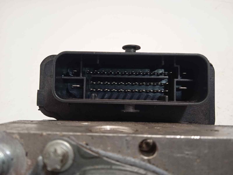Recambio de abs para peugeot 308 1.5 active referencia OEM IAM 9808055980 2265106455 970025