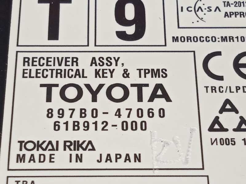 Recambio de modulo electronico para toyota prius (zvw50) basis referencia OEM IAM 897B047060  