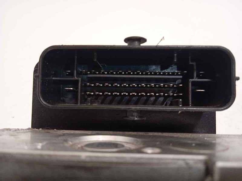 Recambio de abs para peugeot 208 access referencia OEM IAM 9817031680 10091539473 10022007544