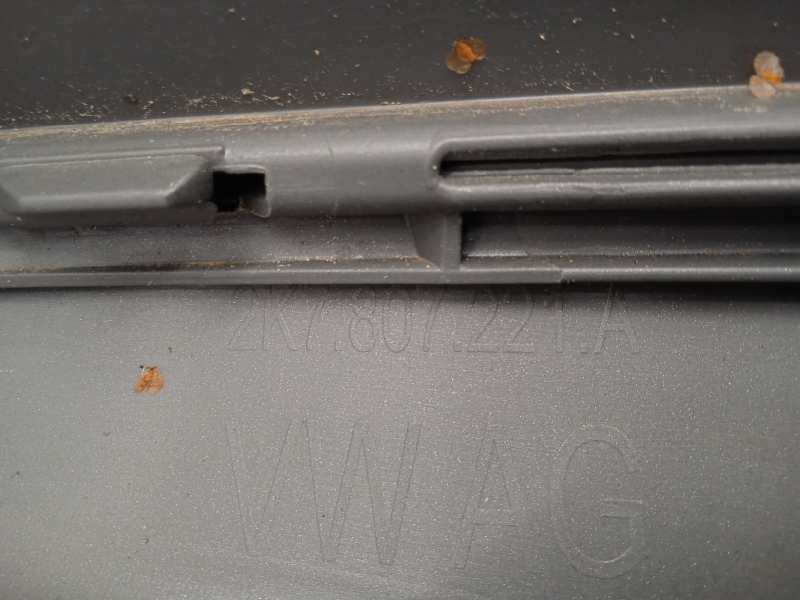 Recambio de paragolpes delantero para volkswagen caddy (2k7) 2.0 tdi referencia OEM IAM 2K7807221A  