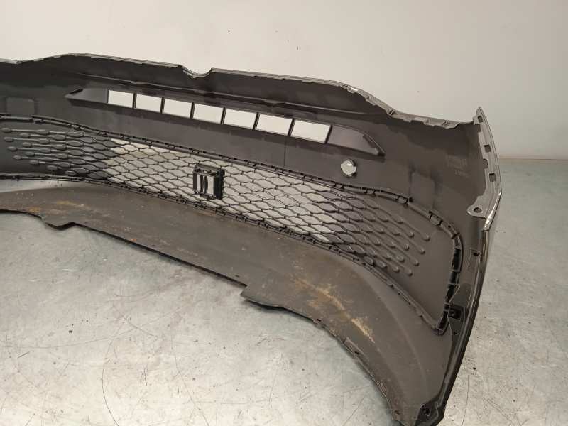 Recambio de paragolpes delantero para volkswagen caddy (2k7) 2.0 tdi referencia OEM IAM 2K7807221A  