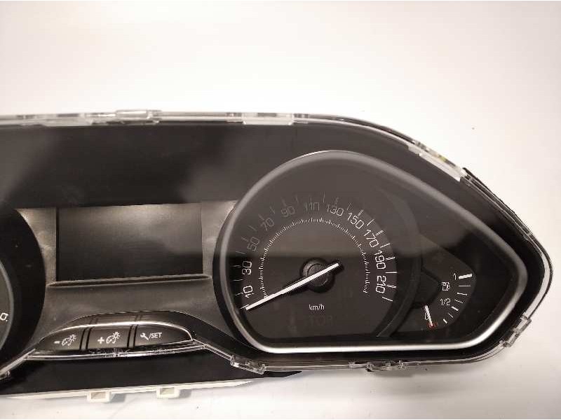 Recambio de cuadro instrumentos para peugeot 208 style referencia OEM IAM 9813848980  