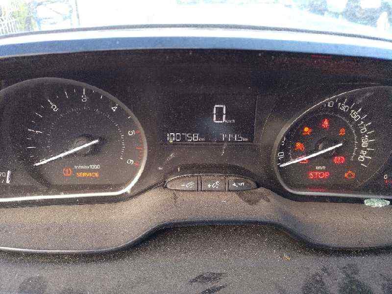 Recambio de cuadro instrumentos para peugeot 208 style referencia OEM IAM 9813848980  