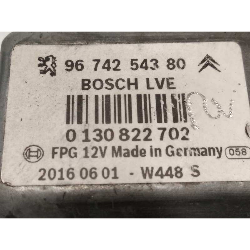 Recambio de elevalunas delantero derecho para peugeot 208 style referencia OEM IAM 9673154380 0130822702 9674254380