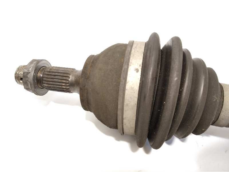 Recambio de transmision delantera izquierda para peugeot 208 style referencia OEM IAM 9665135280  3272LG