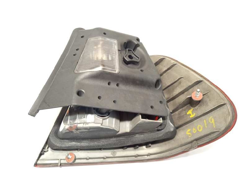 Recambio de piloto trasero izquierdo para bmw serie 3 berlina (e46) 320d referencia OEM IAM 6907933  63216907933